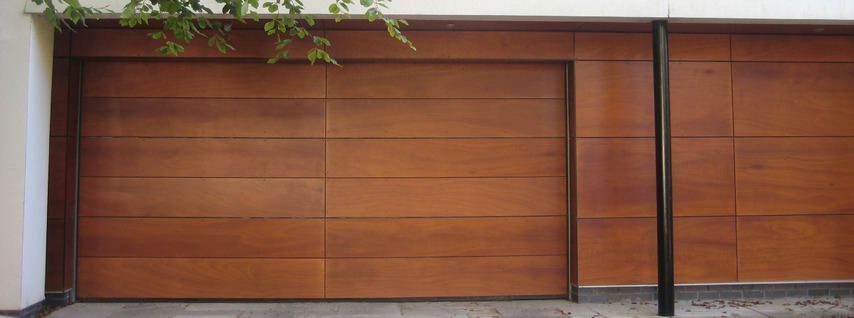 Puertas de garaje para particulares y comunidades